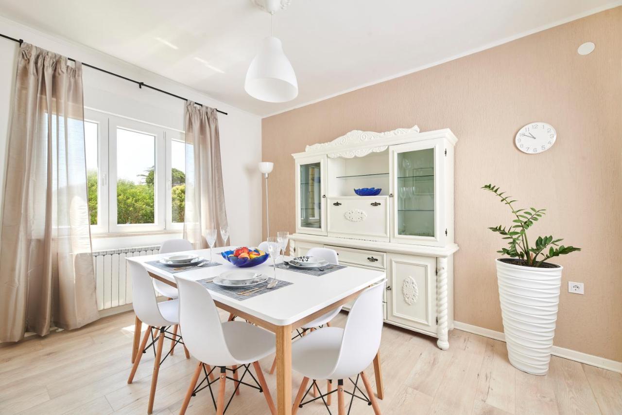 Belvedere Apartments Umag Bagian luar foto