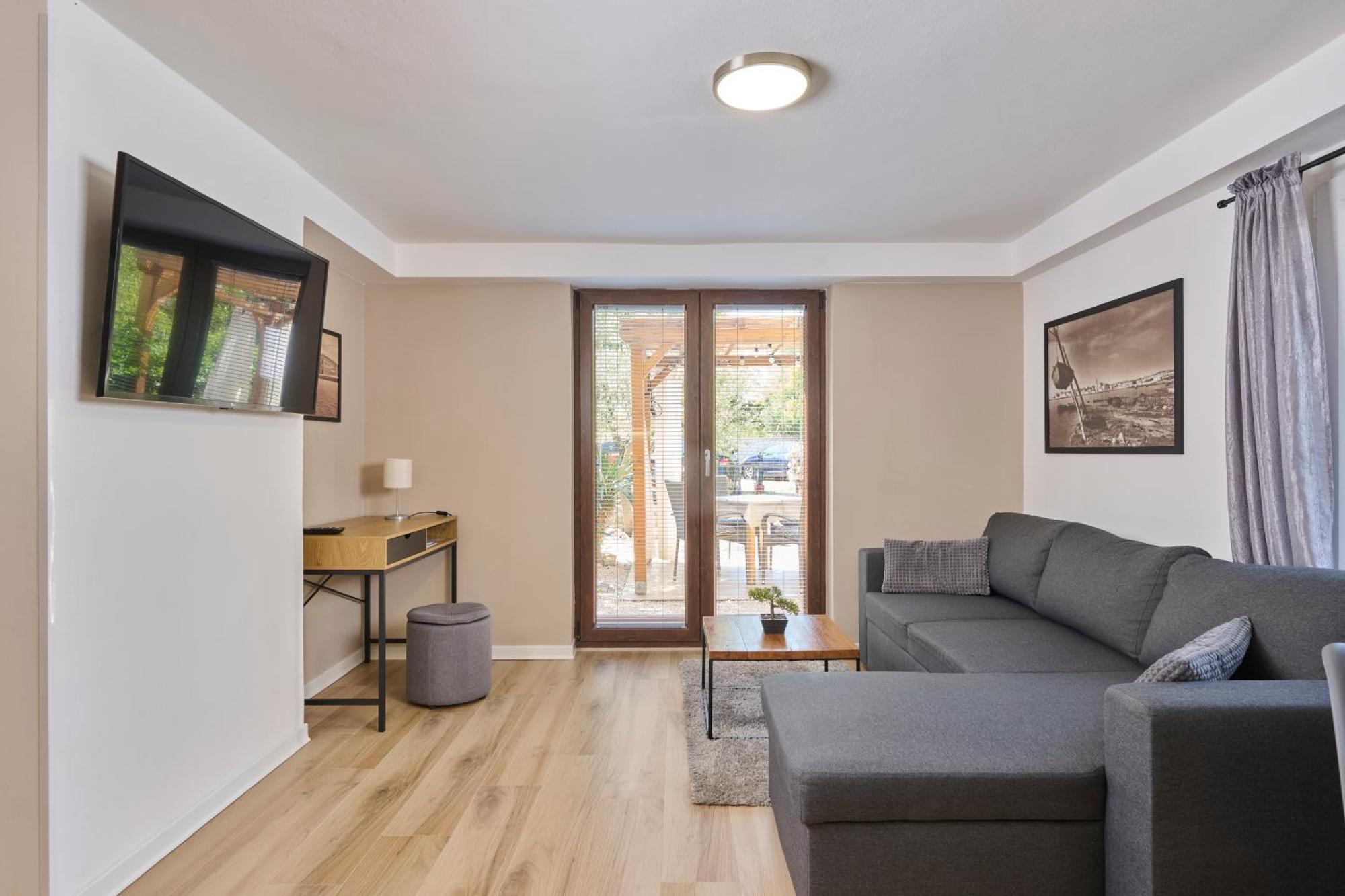 Belvedere Apartments Umag Bagian luar foto